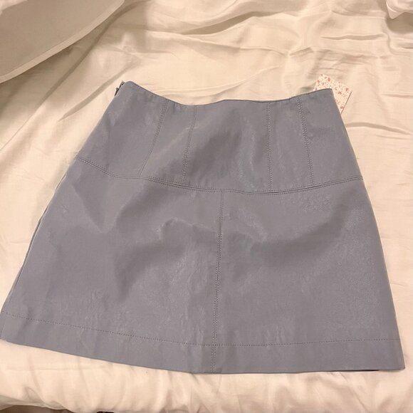 NWT Free People faux suede/leather mini skirt - Picture 4 of 4